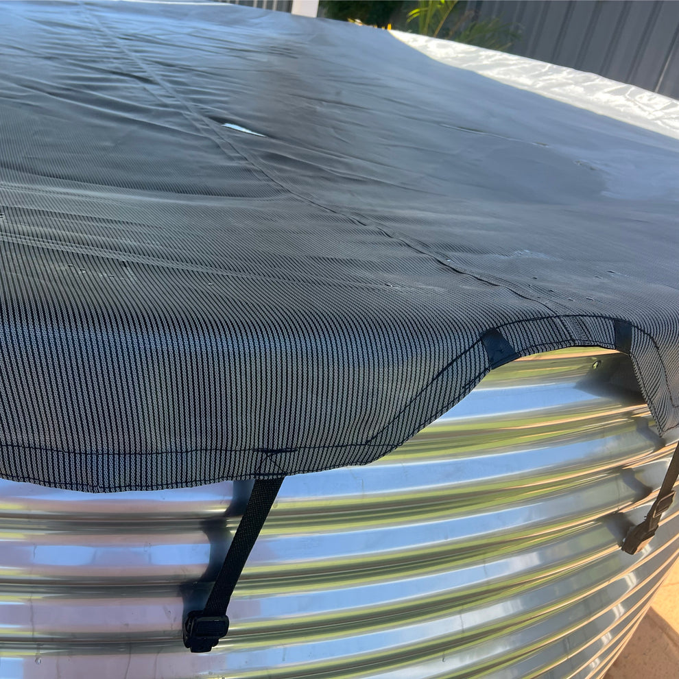 Outback Plunge Pool lockable cover with straps and buckles